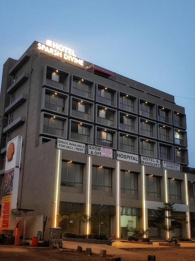 Hotel Sparsh Divine Amhedabad Dış mekan fotoğraf